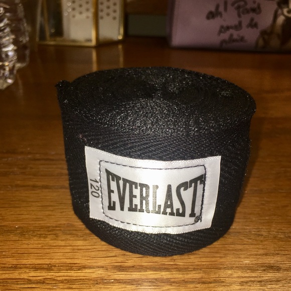 SOLD Boxing/MMA/Muay Thai Hand Wraps - Picture 2 of 3